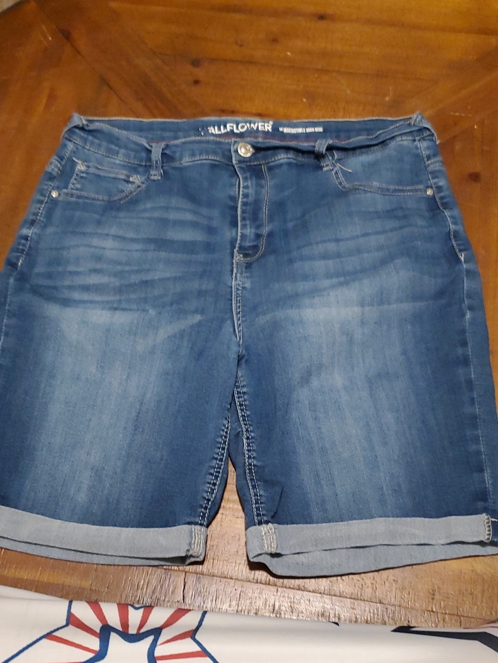 Wallflower Blue Rolled-Hem Denim Shorts